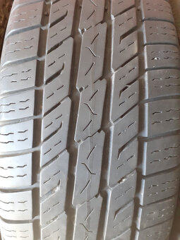 205/70R15 - 2