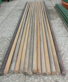 Kulaté dřevěné tyce - 2