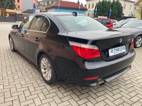 BMW E60 520i - Manual - 2