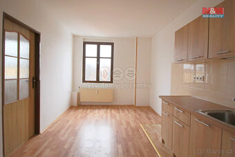 Pronájem bytu 1+1, 50 m², Jaroměř - 2