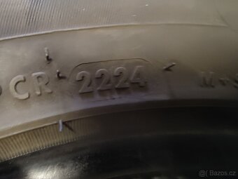 Zimní pneumatiky 225/55 r17 - 2
