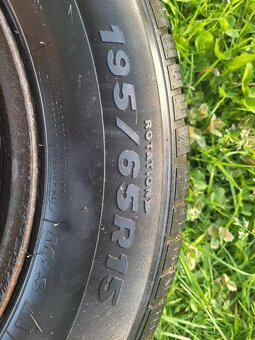 Zimní Pneu 195/65 R15 - 2