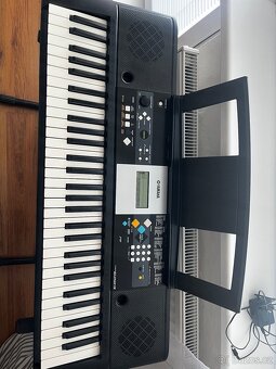 Yamaha klávesy E223 - 2