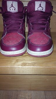 Air Jordan 1 Mid se Red Quilt - 2