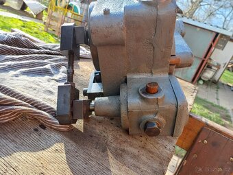 hydraulický rozvaděč bruska BPV 300 - 2