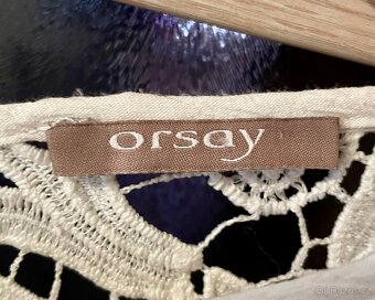 Bílá halenka s 3/4 rukávy a krajkou značky Orsay - 2