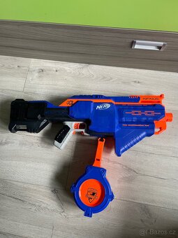 Nerf zbraň - 2