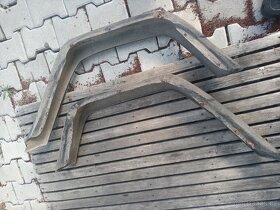 PRODÁM ZADNÍ LEMY NA MERCEDES G W460 - 2