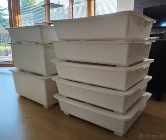 Velké plastové úložné boxy s víky IKEA - 16 ks - 2