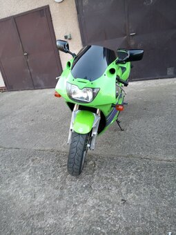 Kawasaki ZXR 400 - 2