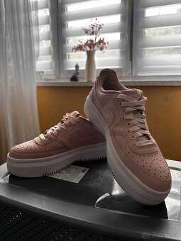 Boty Nike - 2
