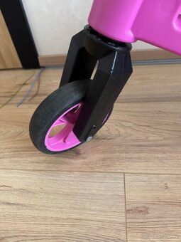 Neon Funny Wheels 2v1 růžové odrážedlo - 2