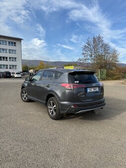 Toyota RAV4 - 2