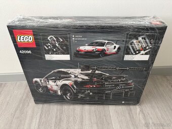 LEGO Technic Porsche 911 RSR 42096 - 2