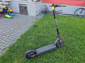 Xiaomi Electric Scooter 4 Pro (2nd gen) - 2