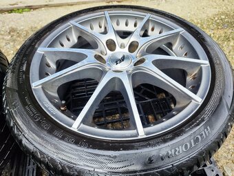 Alu sada=5x112 =AEZ= s pneu i bez =225/45 R17 - 2