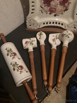 Starožitní porcelán. - 2