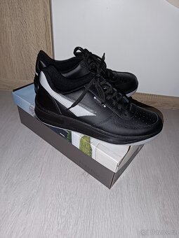 Černé Prestige vel 41 - 2