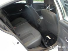 Renault Fluence 1,6 16V 2011 - díly z vozu - 2