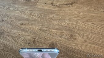 Apple iPhone XS 64 GB stříbrný 100% baterie - 2