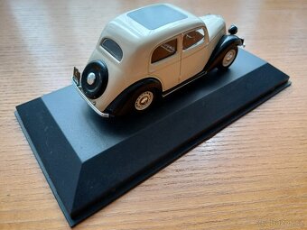 Model Škoda Rapid sedan 1:43 Abrex - 2