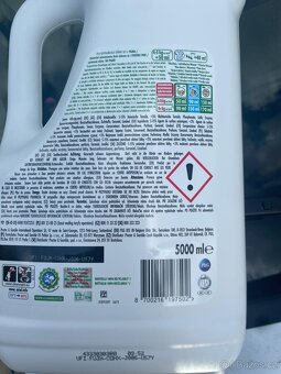 Tekutý prášek Ariel na praní 5000 ml - 2