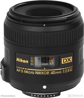AF-S Micro nikkor 40mm/2,8G plus krytky - 2