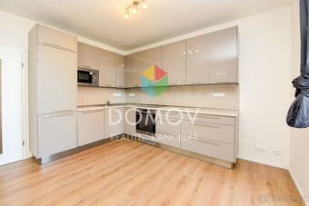 Pronájem moderního 3+kk, 83 m2 s garážovým stáním v centru B - 2