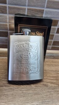 Lahev Jack Daniel's Whiskey + pleskačka - 2