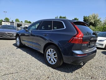 Volvo XC60 D4 Momentum Pro mod 2020 - 2