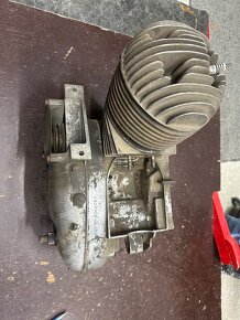 Predám MOTOR ČZ 175/502 skúter jednovýfuk - 2