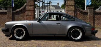 Porsche 911 Carrera 3.2 Coupé G50 – klasika s rodokmenem - 2