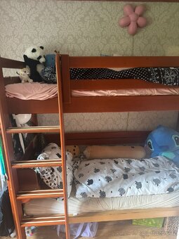 Dětská patrová postel z masivu. - 2