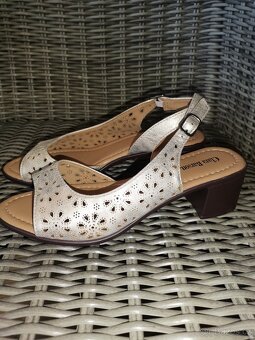 Dámské letní boty Clara Barson, vel. 39, NOVÉ - 2