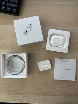 Apple AirPods Pro 2.generace - 2