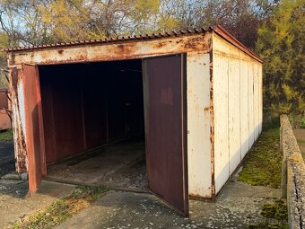 Plechová garáž - 2