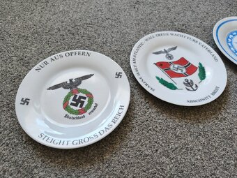 Německé porcelánové talíře - 2