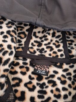 Dívčí softshellová bunda, vel. 9 let - 2