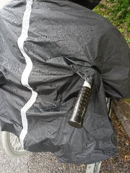 Pláštěnka na invalidní vozík - 2