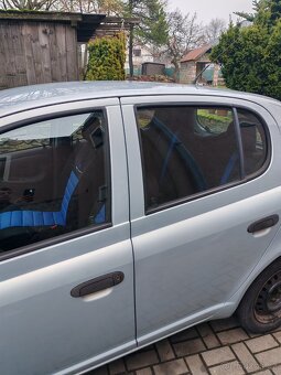 Prodám Toyota Corolla 1.3i, r.v. 2005 - 2