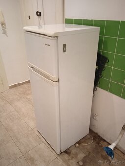 Lednice s mrazákem Beko - 2