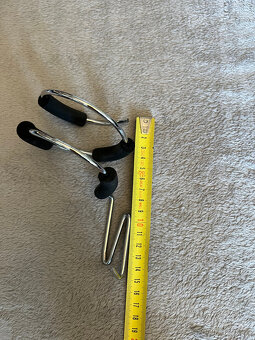 kovový držák na fén - 2