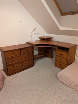 Psací stůl rohový - masivní borovice - 2