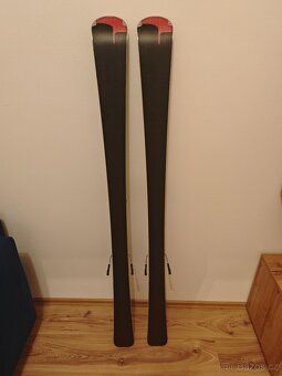 Rossignol Famous 6 s hůlkami - 2