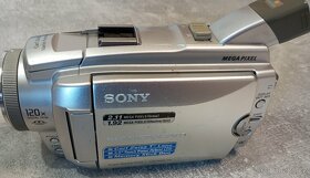 Sony DCR-HC85E - 2