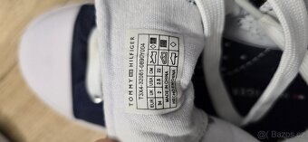 Dětské tenisky Tommy Hilfiger, vel. EU34 - 2