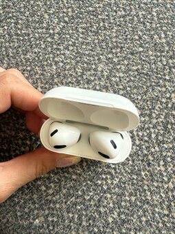 Sluchátka Apple AirPods 2021 s MagSafe - 2