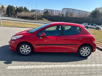 PRODÁM Peugeot 207 1.4i 70KW rok 2009 najeto 110 tis.km poct - 2