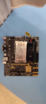 starší set mb + cpu + ram - 2