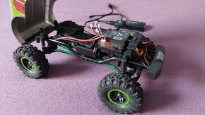 Axial SCX24 Limited B_17 Betty - 2